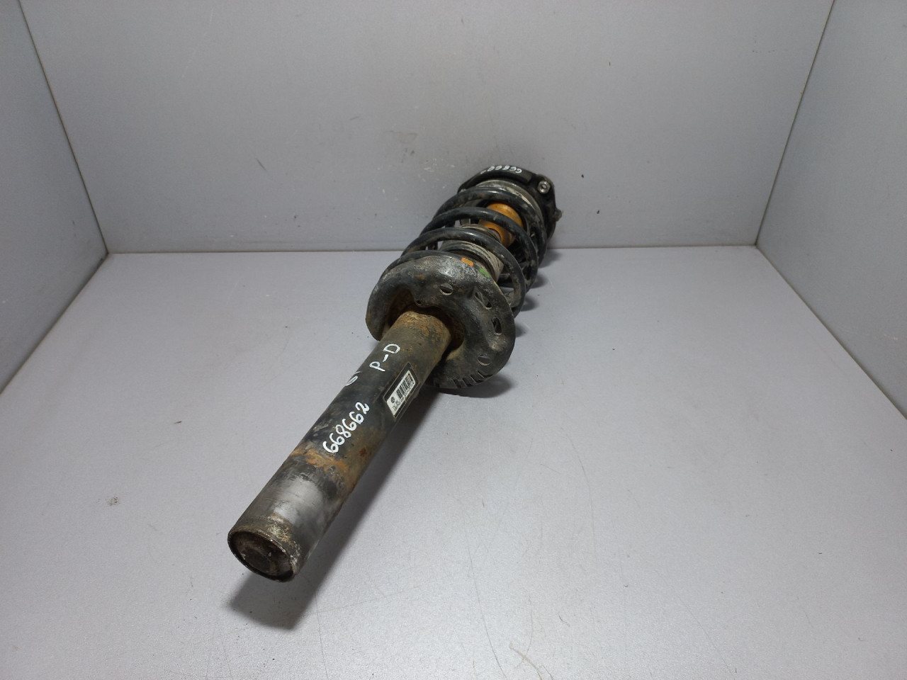 AMORTIZER VW PASSAT B6 > 05-10 3C0413031AE