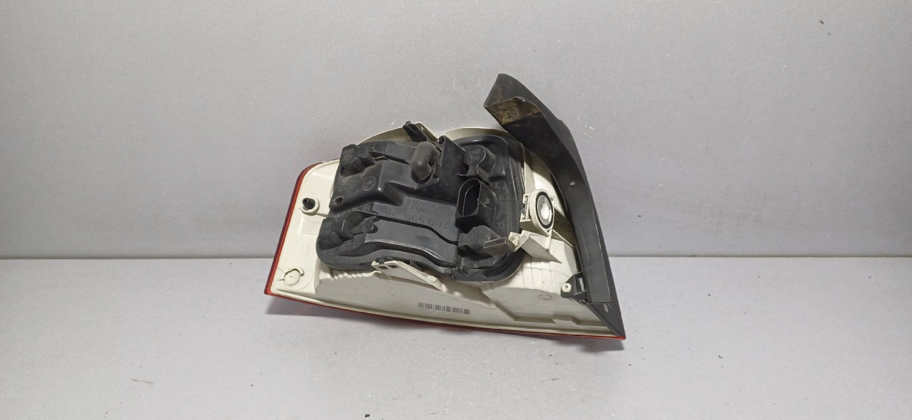 STOP SVJETLO AUDI A4 (B7) > 04-07 8E5945096