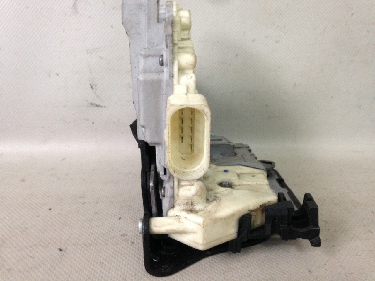 BRAVA VRATA VW PASSAT B6 > 05-10 VW054035 3C1837015A