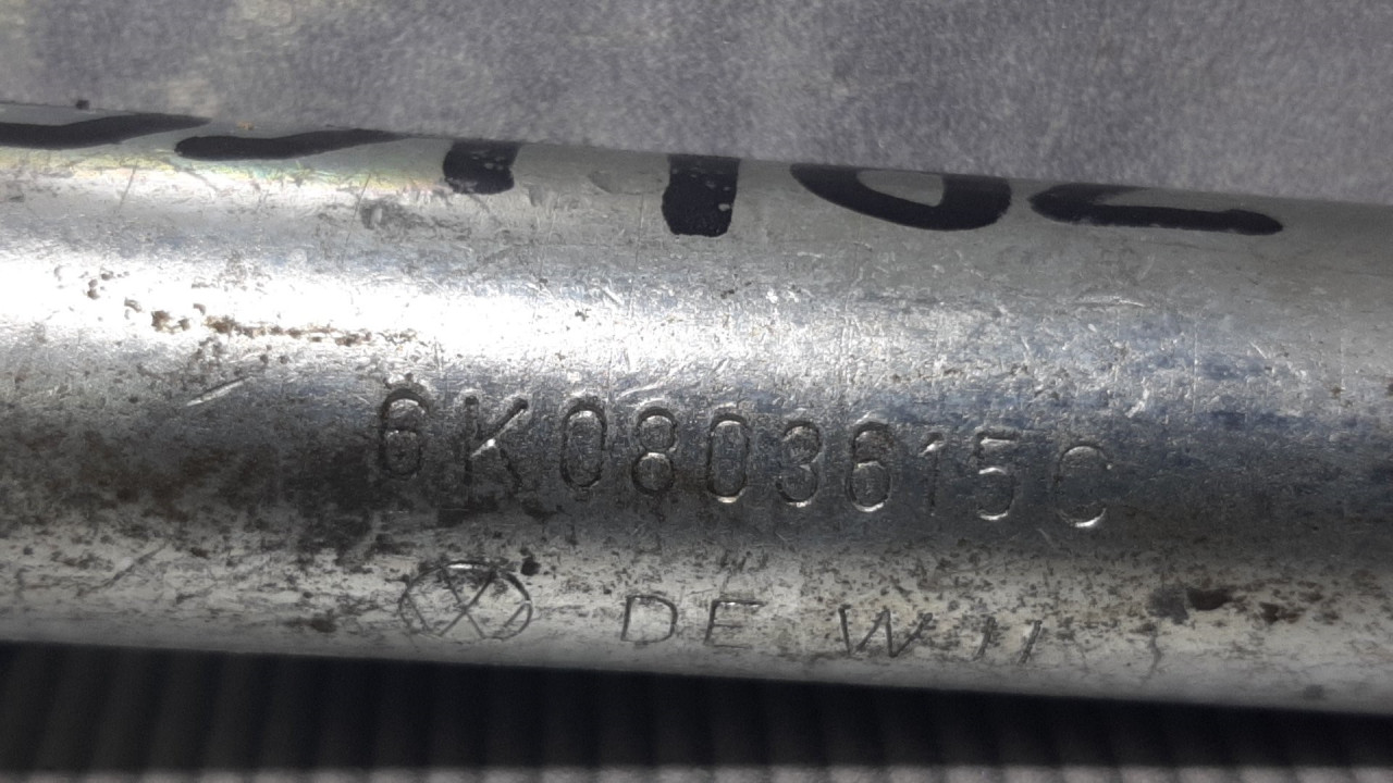 DIJELOVI KUKA ZA VUCU VW UP > 12-16 6K0803615C