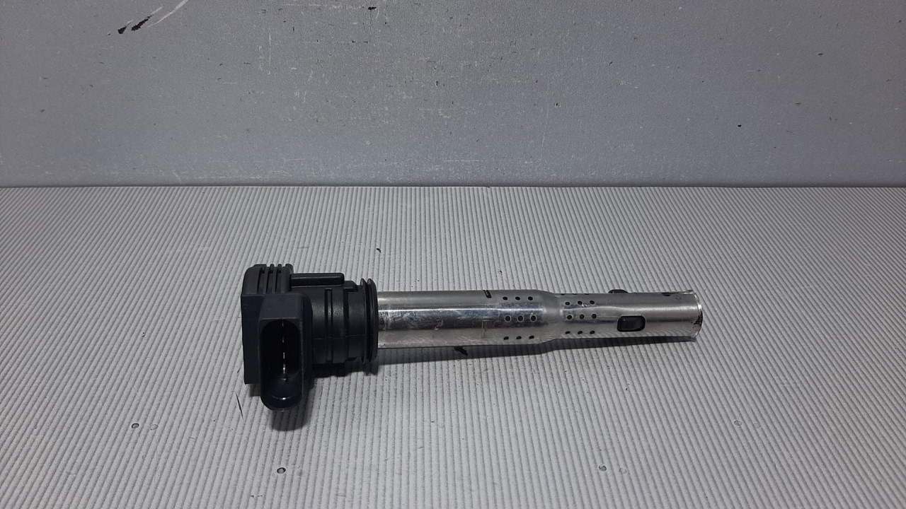 DIJELOVI BOMBINA AUDI A4 (B7) > 04-07 07K905715D