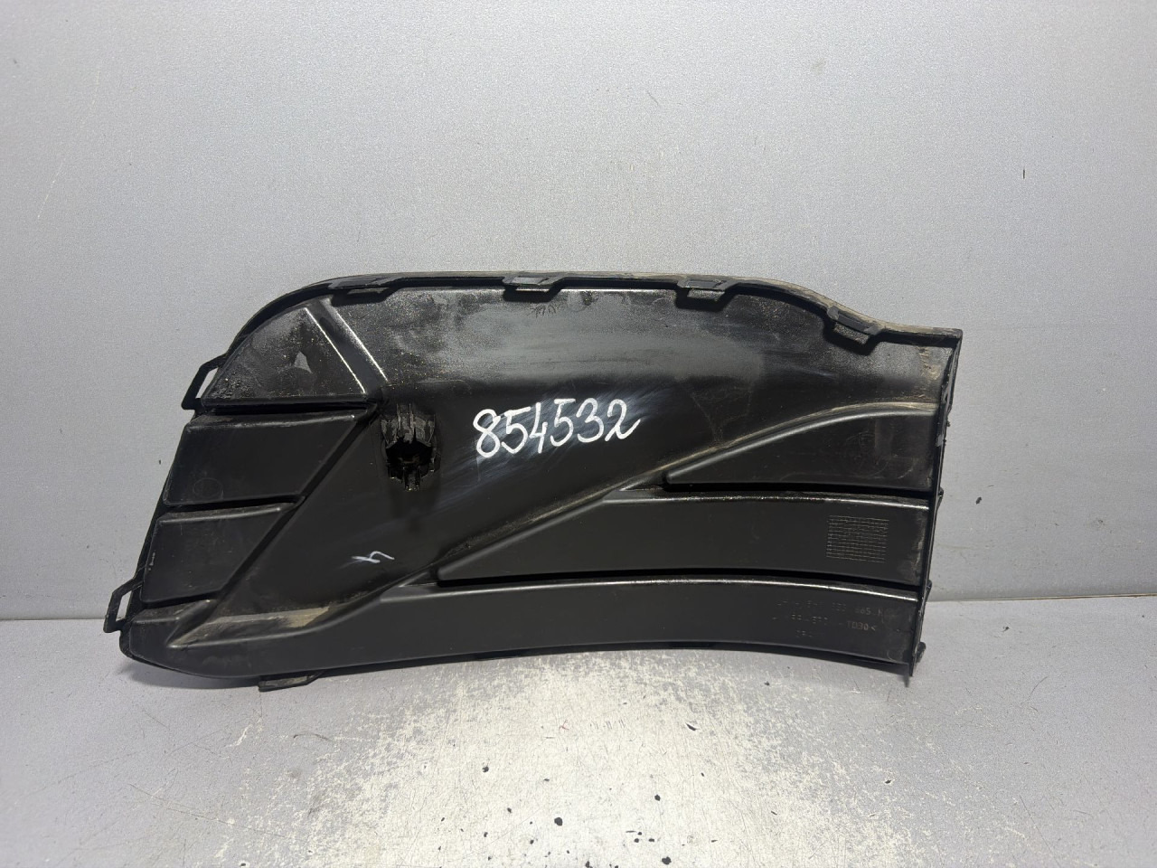 DIJELOVI RESETKA BRANIKA VW GOLF 8 > 19- 5H0853665H