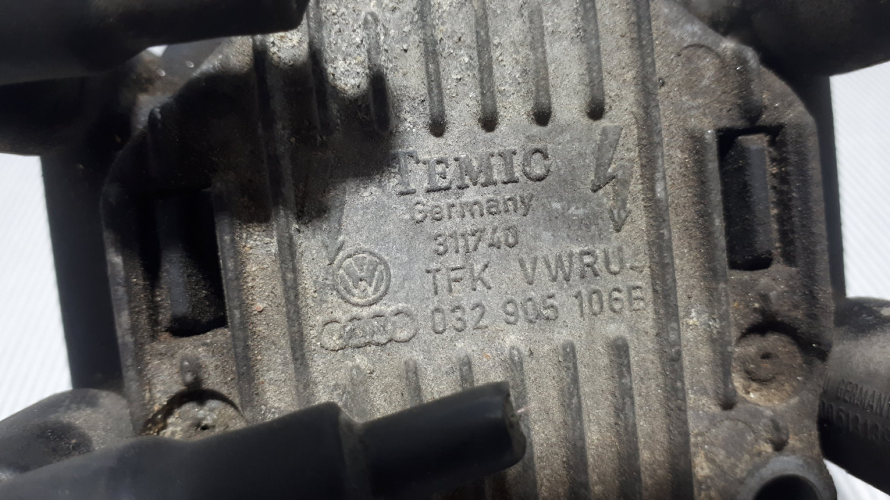 DIJELOVI BOMBINA AUDI A3 > 96-03 032905106B