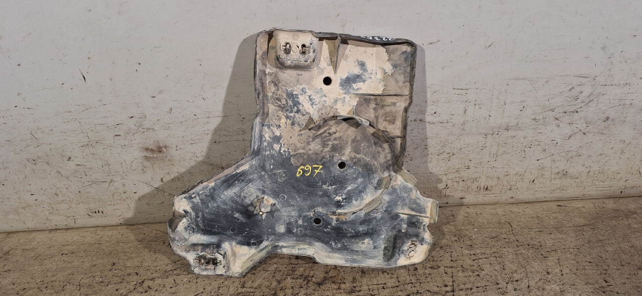 DIJELOVI PLASTIKA VW CRAFTER > 17-