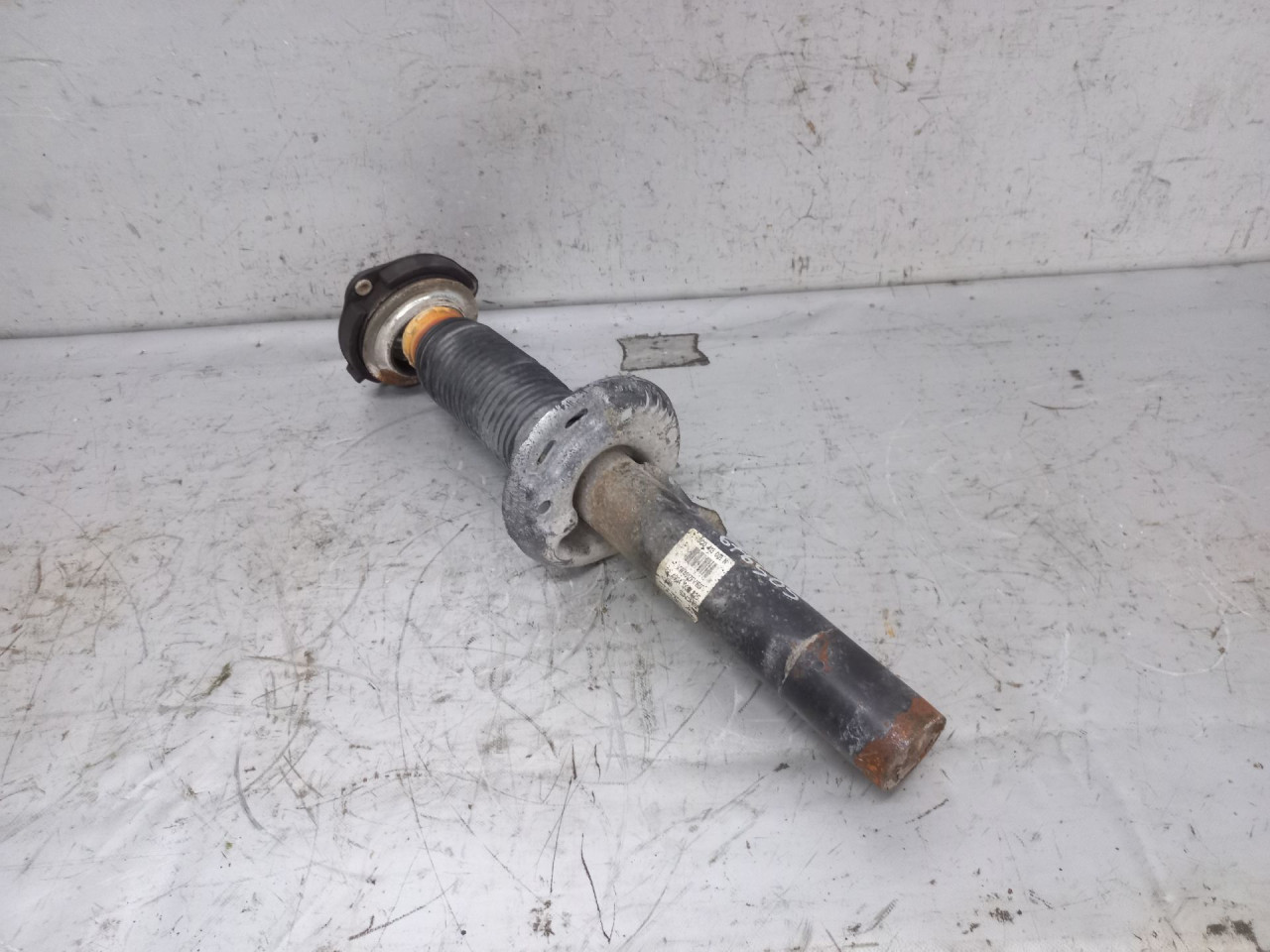 DIJELOVI AMORTIZER VW PASSAT B7 > 10-14 3C0413031N