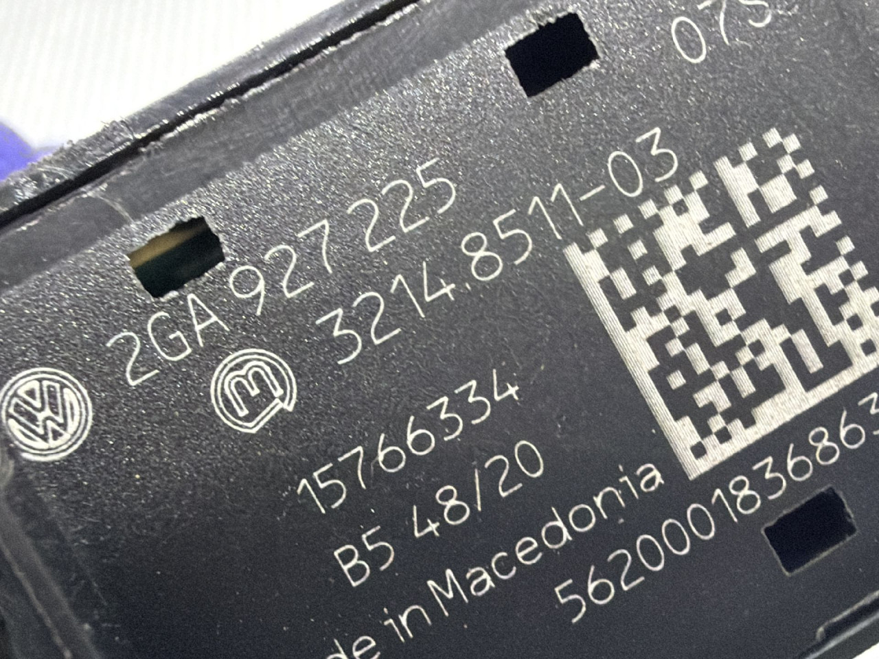 DIJELOVI PREKIDAC VW T-ROC > 17- 1.0 2GA927225