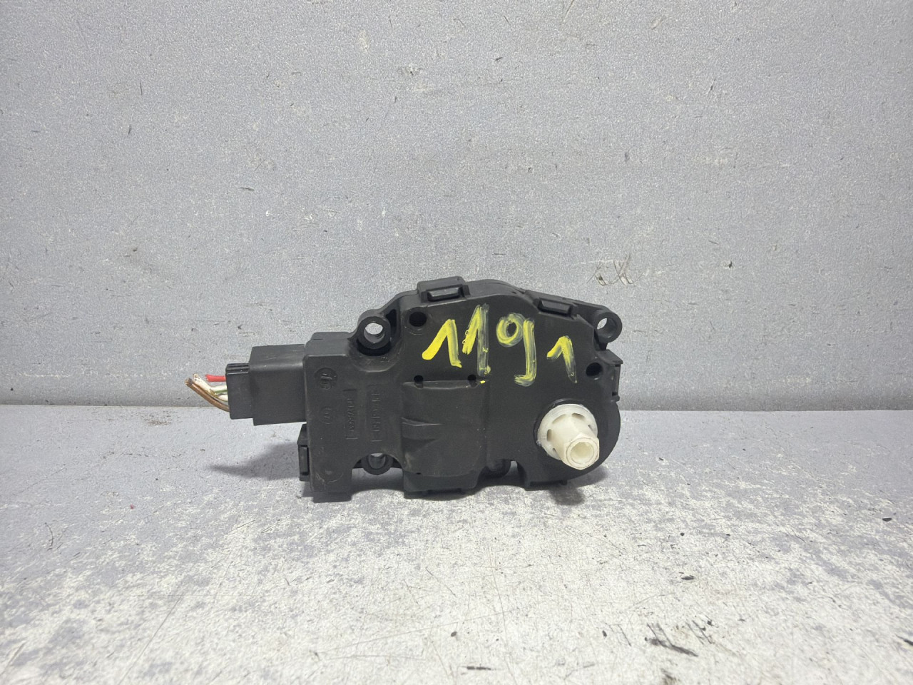 MOTORIC KLAPNE AUDI A5 (8T) SPORTBACK > 07-11 EFB330