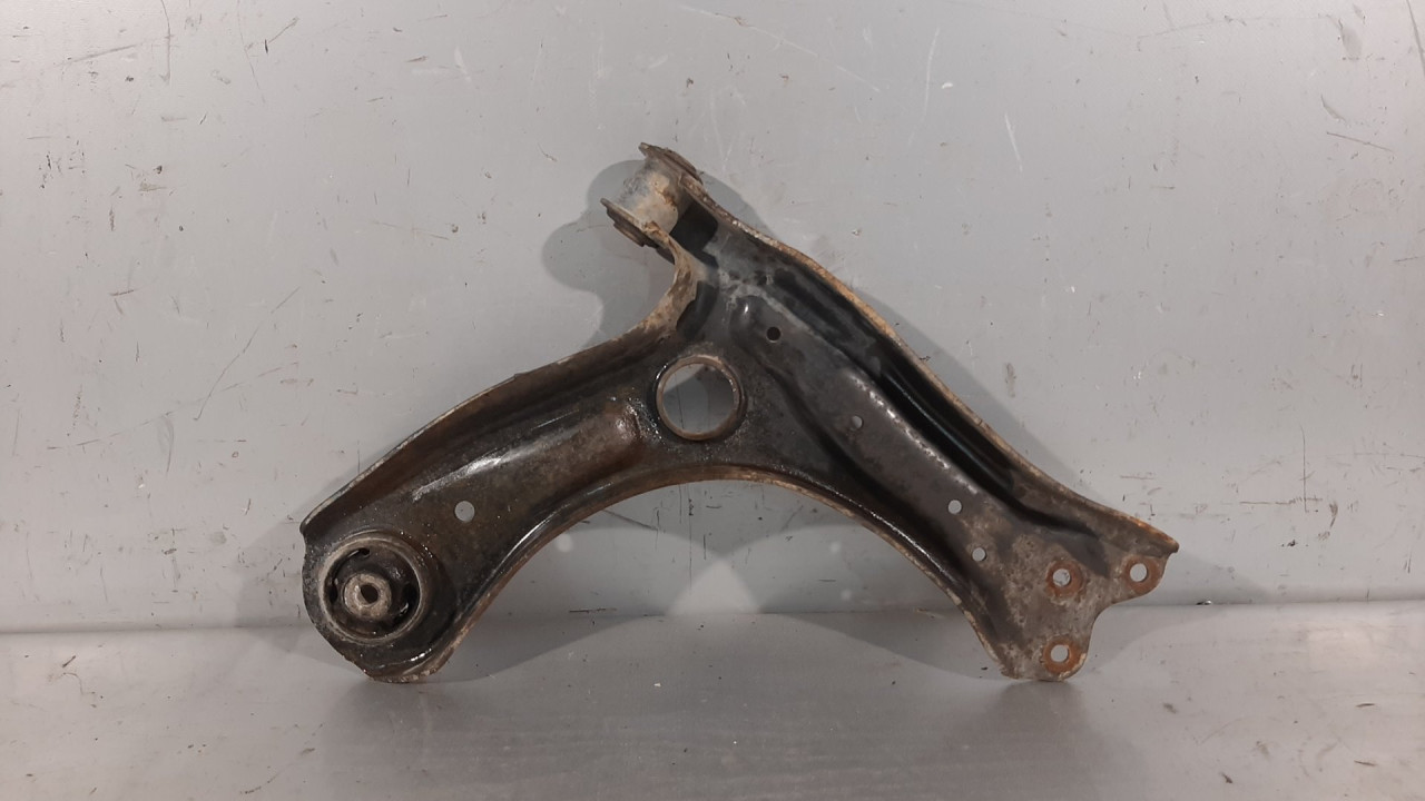 DIJELOVI LAFETA VW POLO > 09-14 6R0407151F