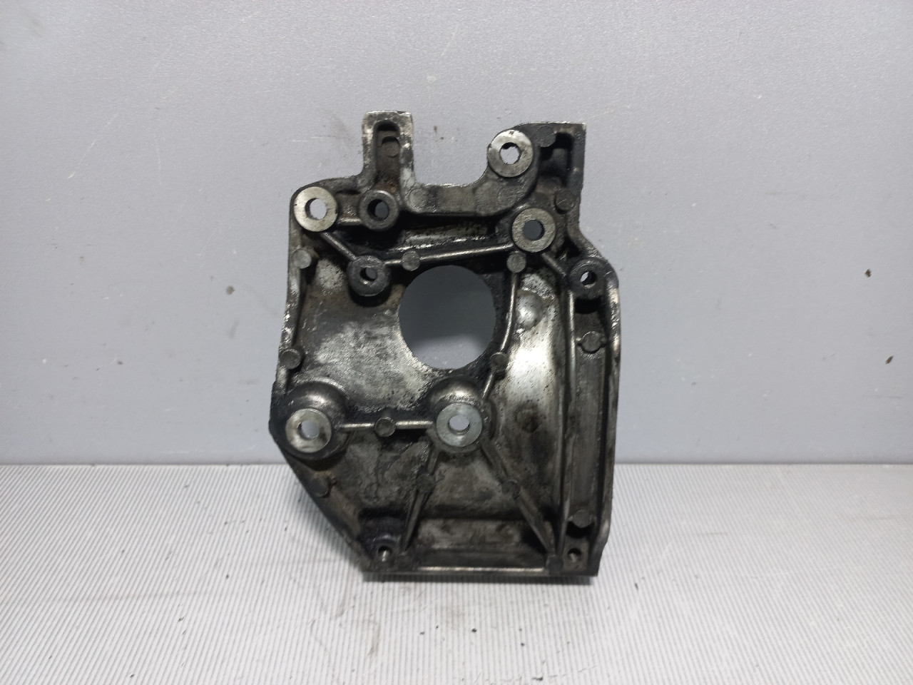 DIJELOVI NOSAC FORD FOCUS > 01-05 9646719580