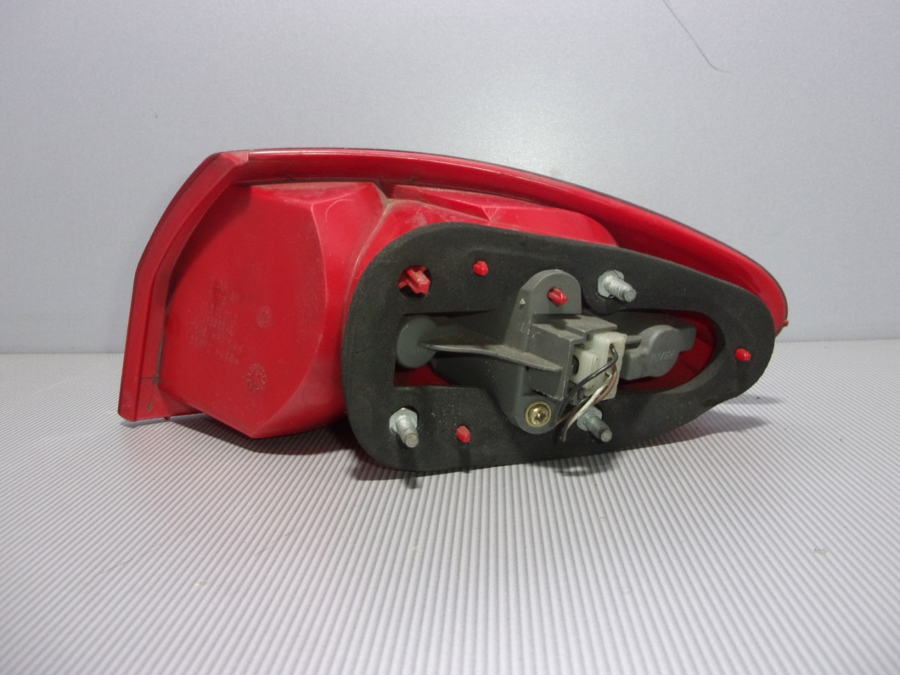 STOP SVJETLO ALFA ROMEO 147 > 00-05 AA340015 46556349