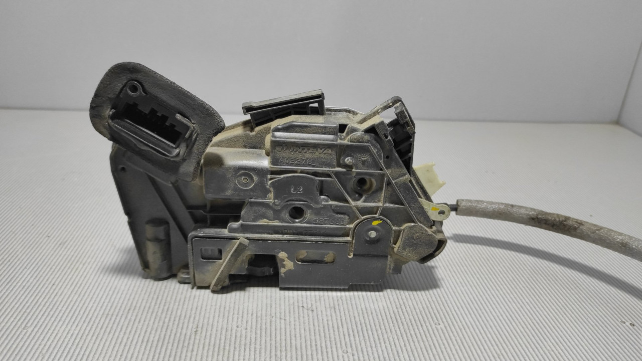 DIJELOVI BRAVA VRATA SKODA FABIA > 14- 6V2837015A