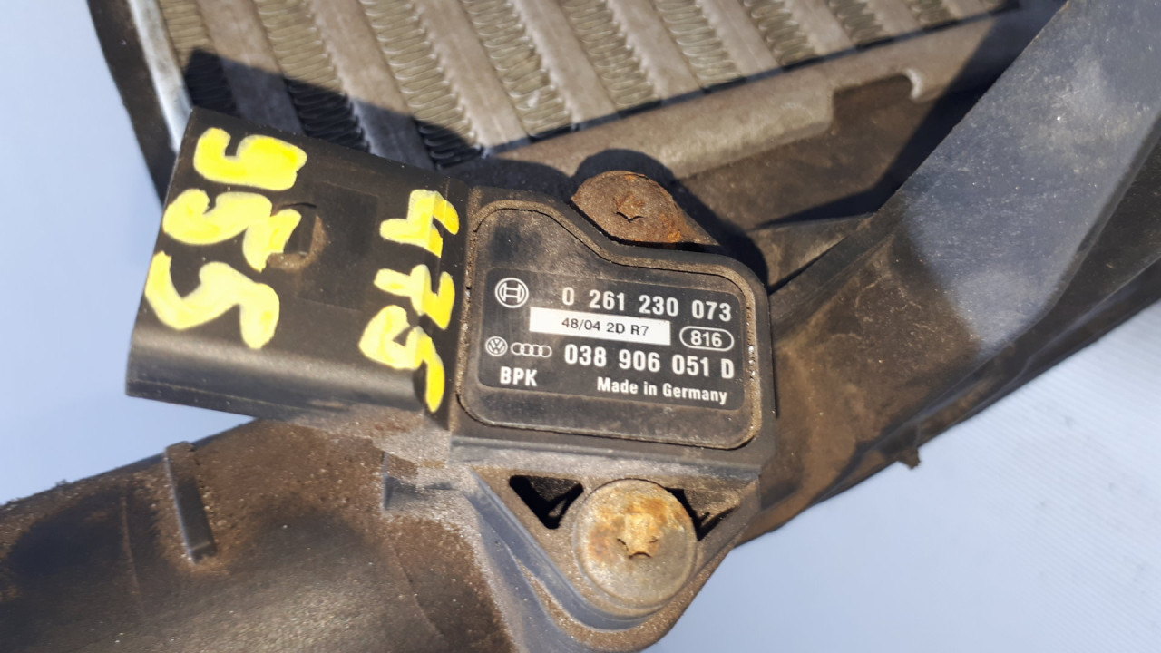DIJELOVI MAP SENZOR AUDI A4 (B7) > 04-07 038906051D