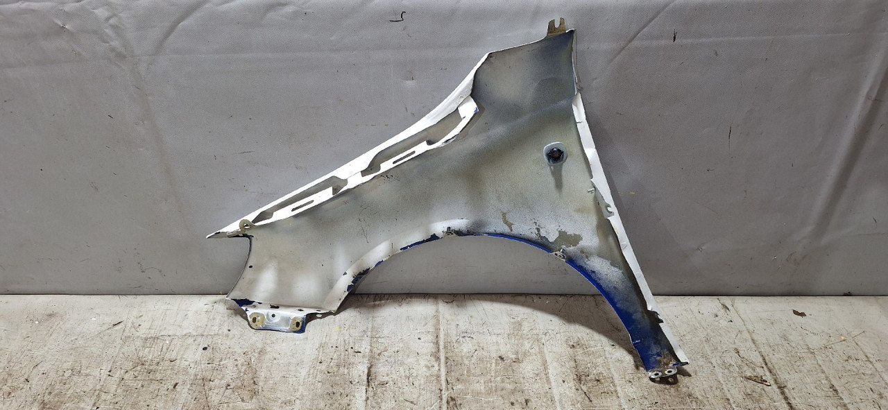 DIJELOVI BLATOBRAN SKODA ROOMSTER > 06-10 5J0821162