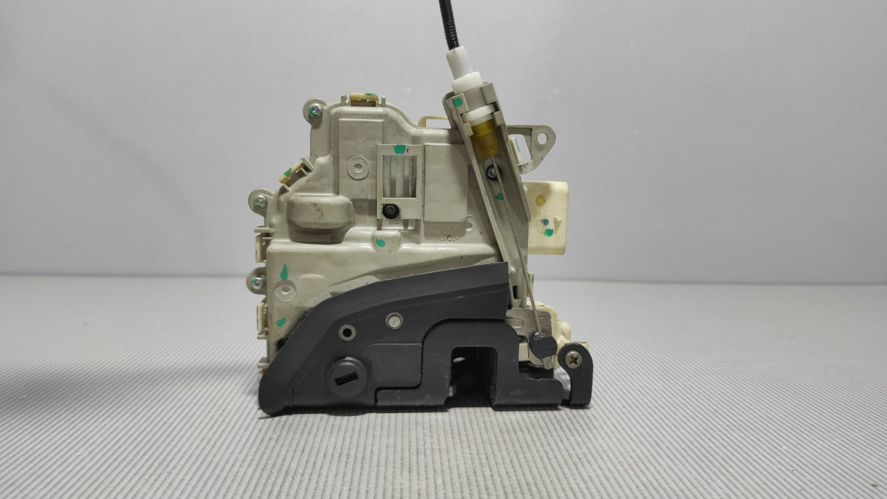 BRAVA VRATA AUDI A4 (B8) > 07-11 8K0839015C