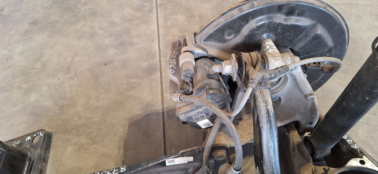 DIJELOVI KOCIONA KLJESTA SKODA KODIAQ > 21- 2.0 5WA615424