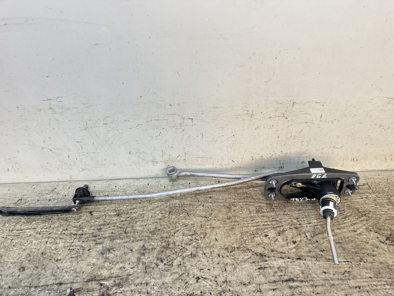 SALTEBLA AUDI A5 (F5) COUPE > 17 - 24 8W0711025B