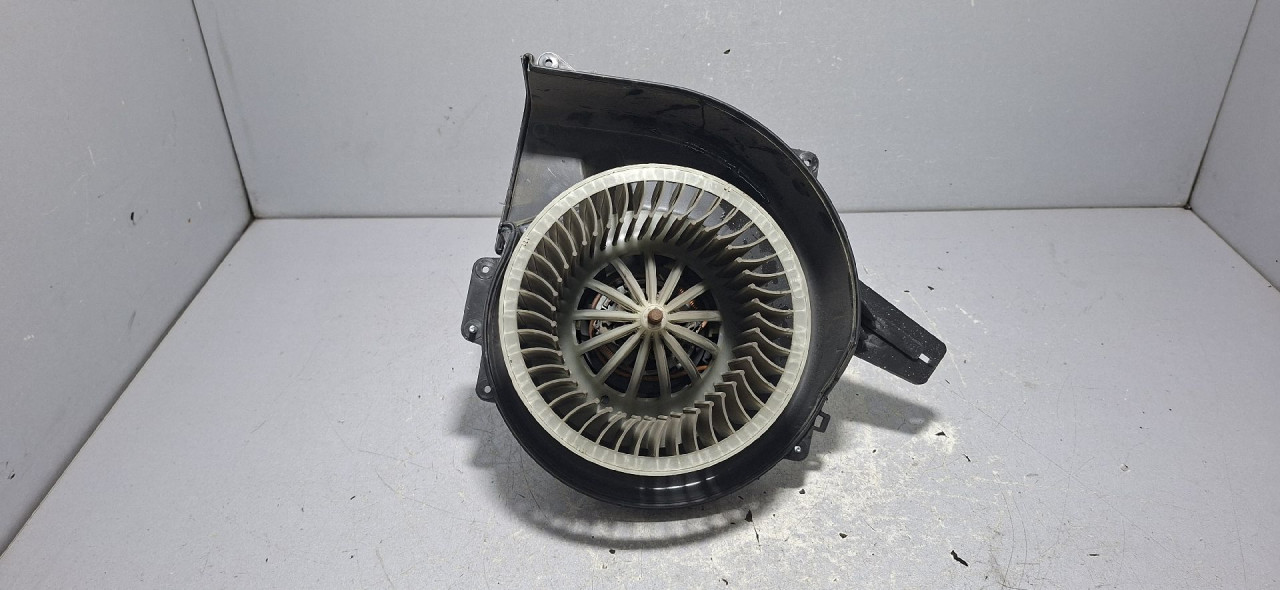 DIJELOVI VENTILATOR KABINE SKODA FABIA > 14- 1.2