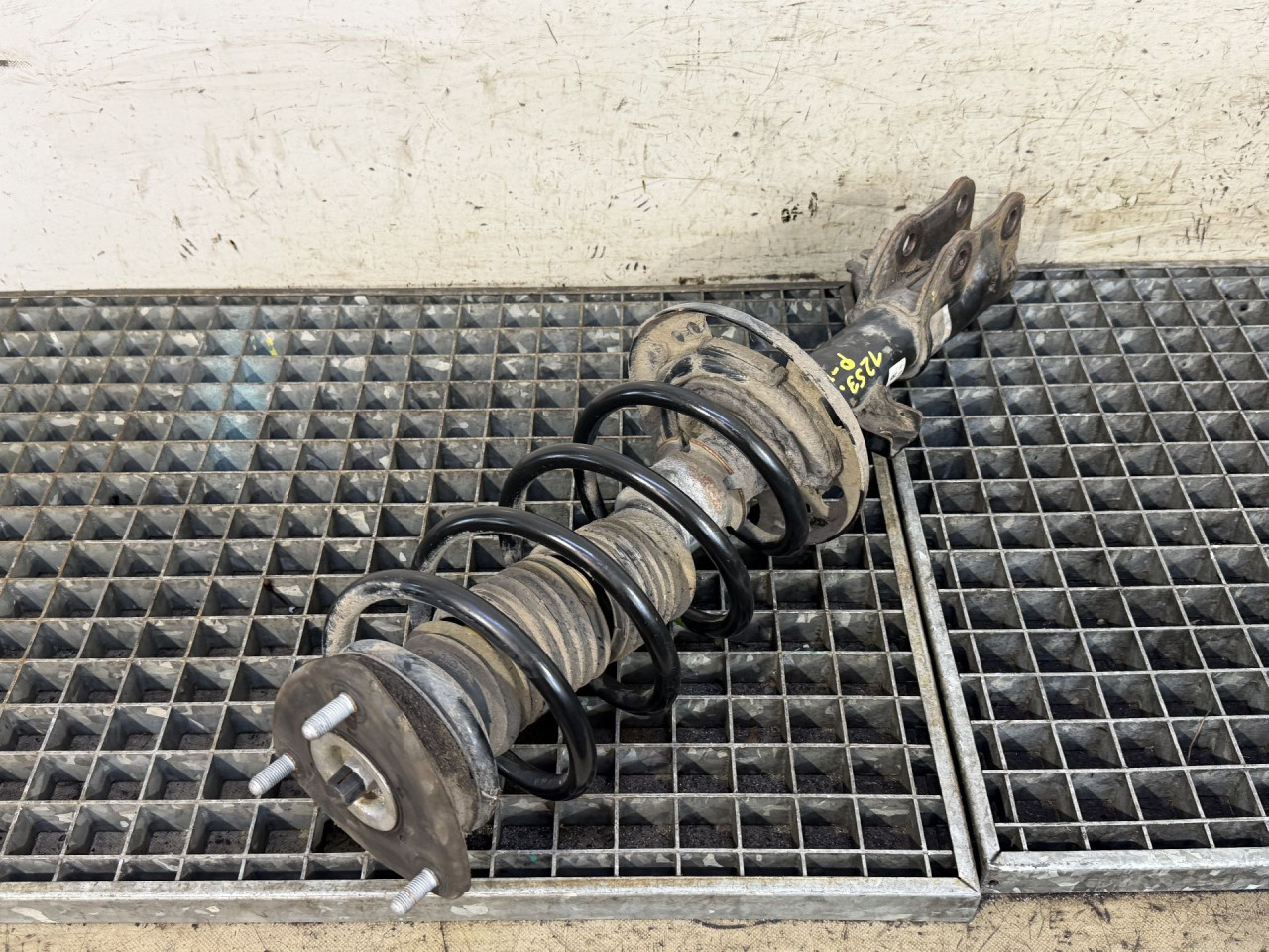 DIJELOVI AMORTIZER MAZDA CX5 > 12-15 2.2 KD4534700AR