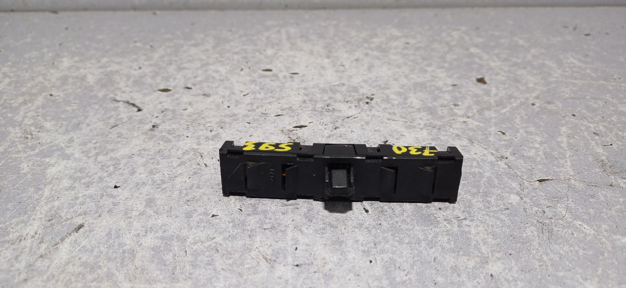 DIJELOVI ANTENA VW GOLF 6 > 08-12 5N0035570