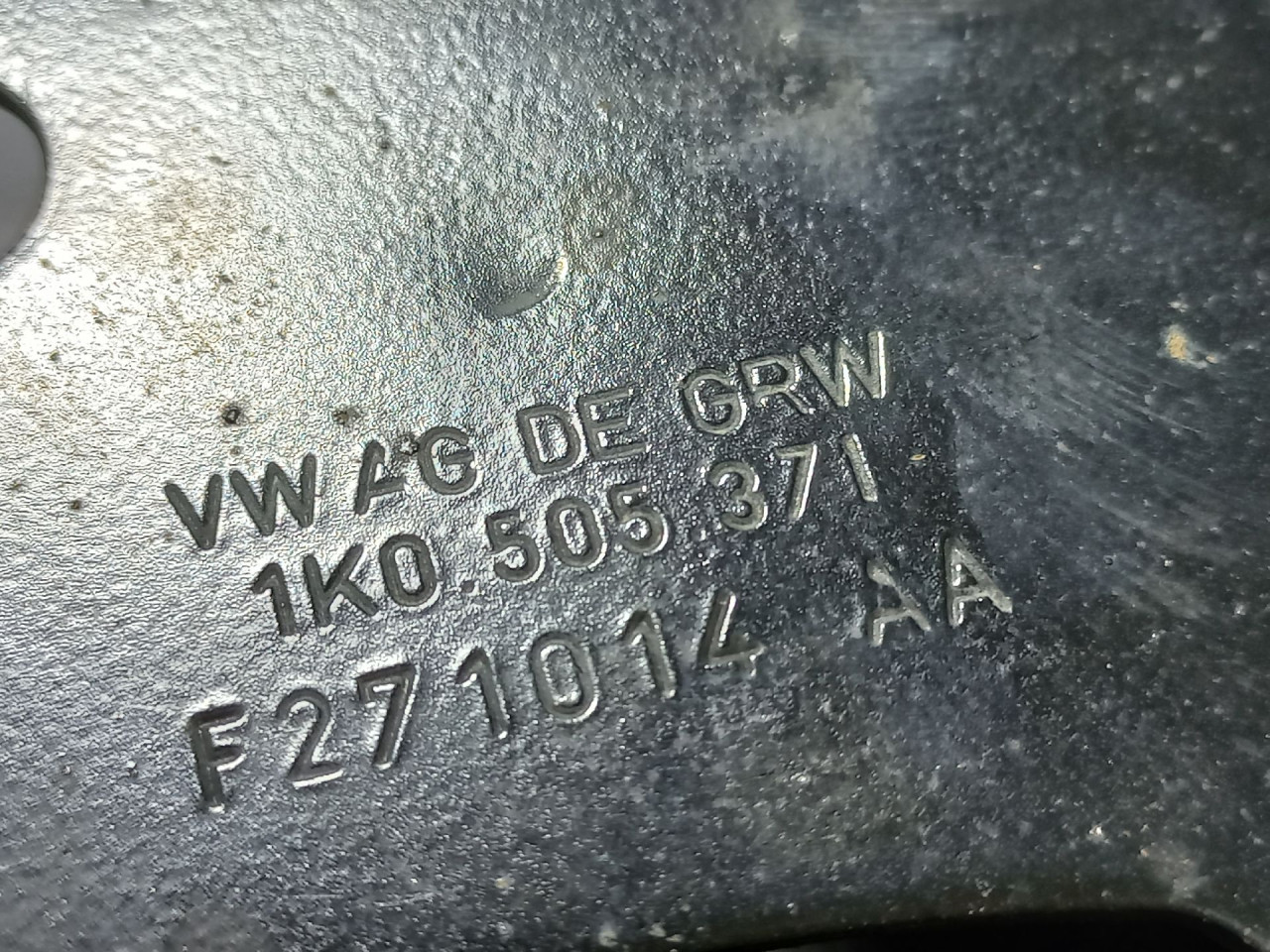 DIJELOVI LAFETA VW PASSAT B6 > 05-10 1K0505371