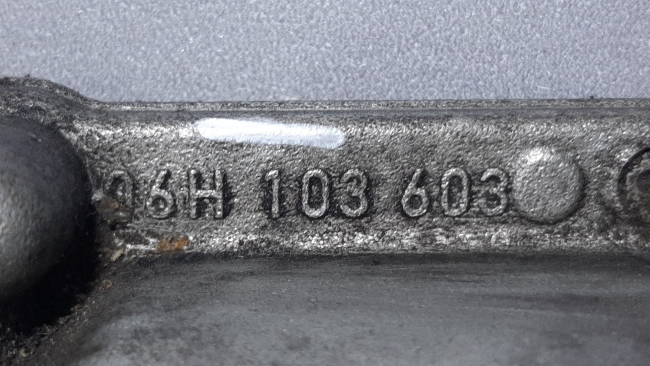DIJELOVI DEKLO AUDI A4 (B8) > 07-11 06H103603