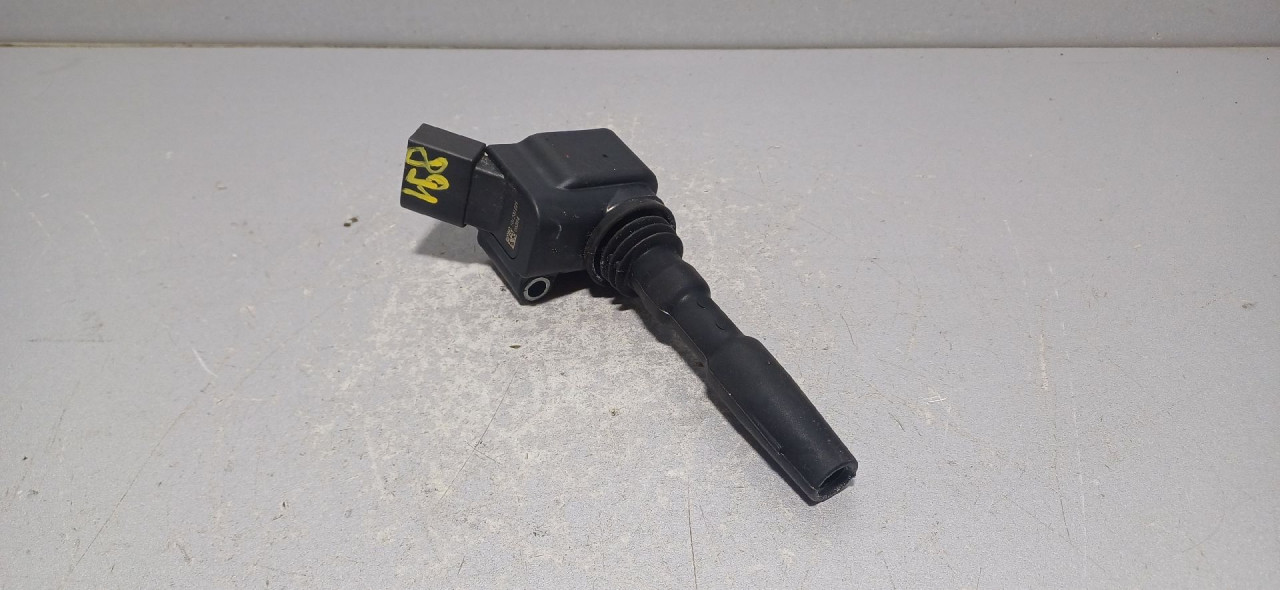 DIJELOVI BOMBINA AUDI A3 (8Y) > 20 -  04E905110P