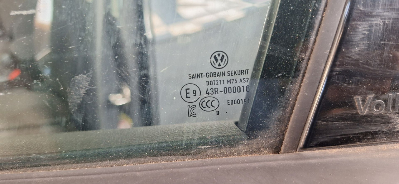 DIJELOVI STAKLO VW T-ROC > 17- 1.0