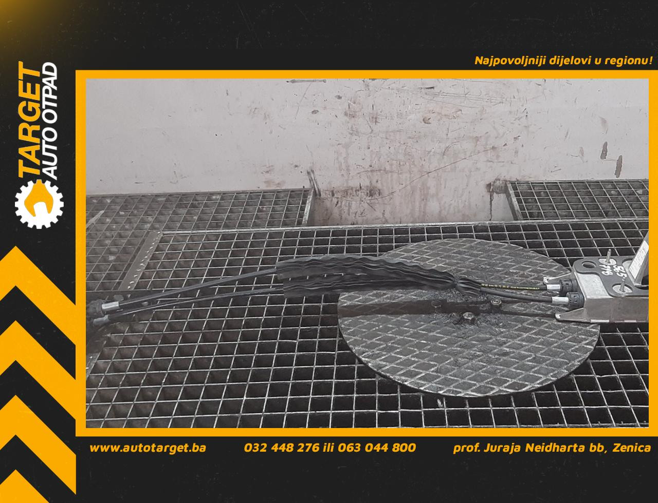 DIJELOVI SALTEBLA VW CADDY > 10-15 1T0711049BD