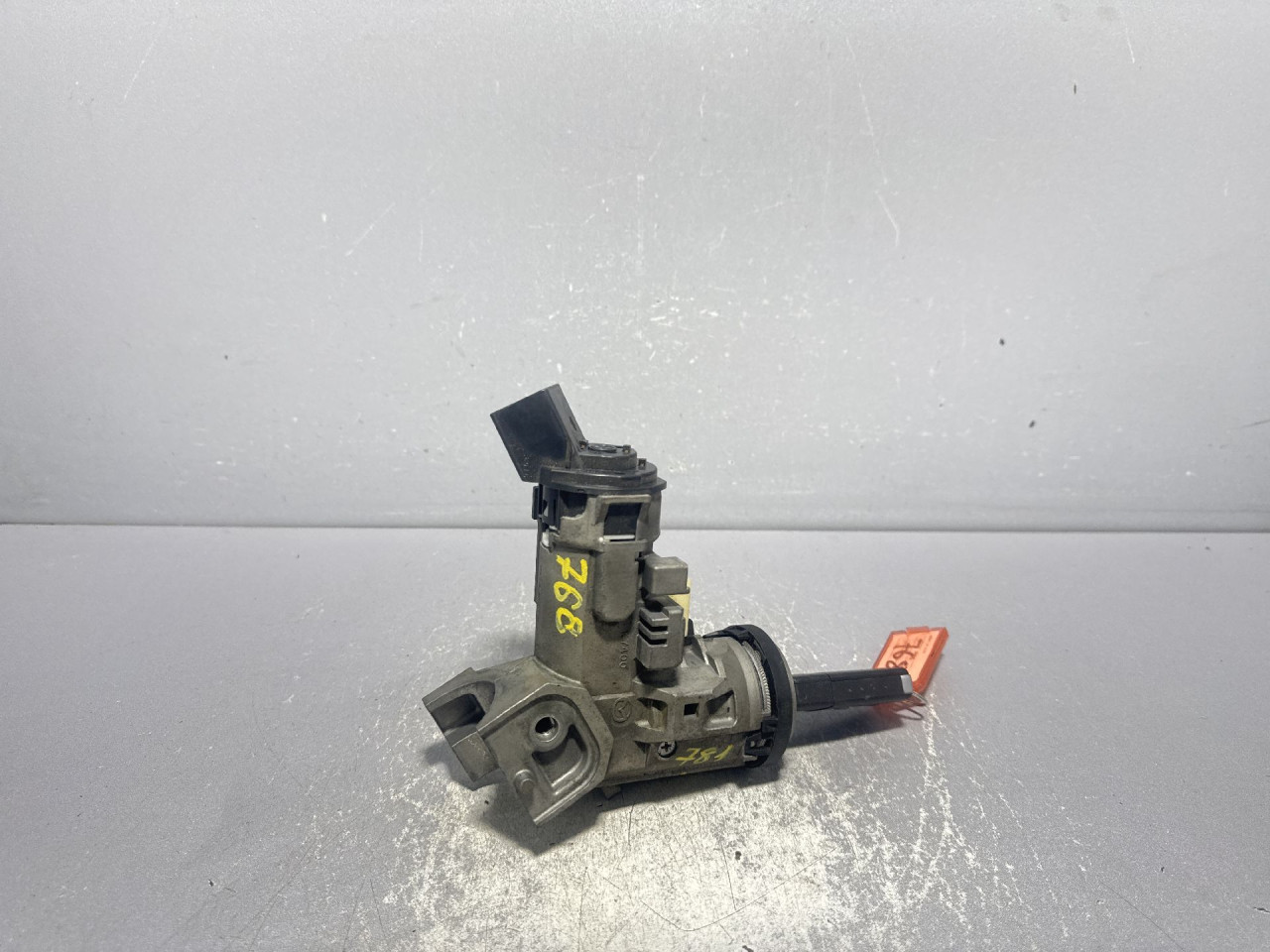 DIJELOVI BRAVA PALJENJA MAZDA 6 > 10-12 2.2 GS1D66938A