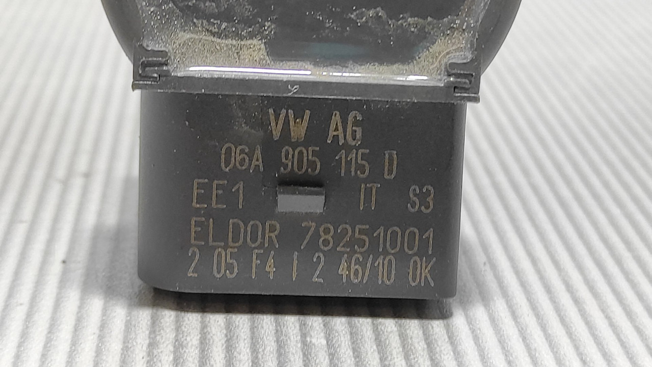 DIJELOVI BOMBINA VW PASSAT B5 > 00-05 06A905115D