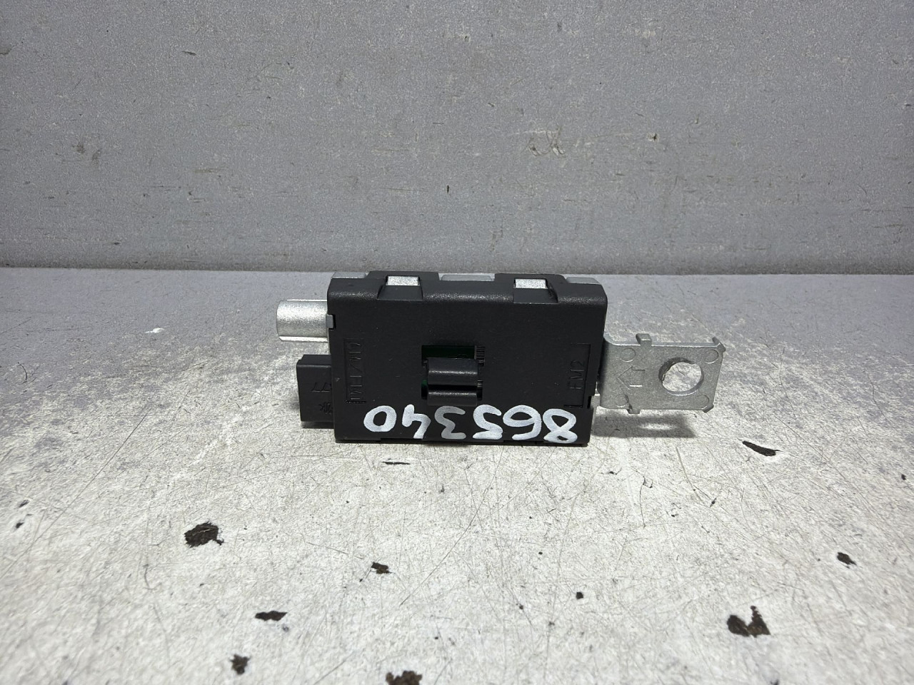 DIJELOVI ANTENA PEUGEOT 3008 > 16-20 1.5 9678017080