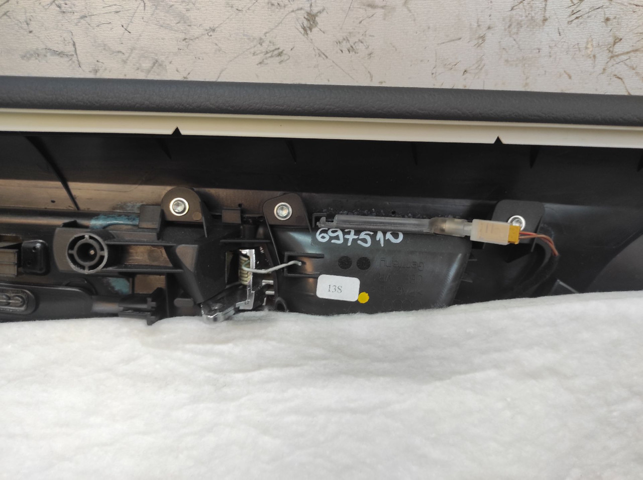 UNUTRASNJA RUCKA VRATA AUDI A4 (B8) > 07-11 8K0837020