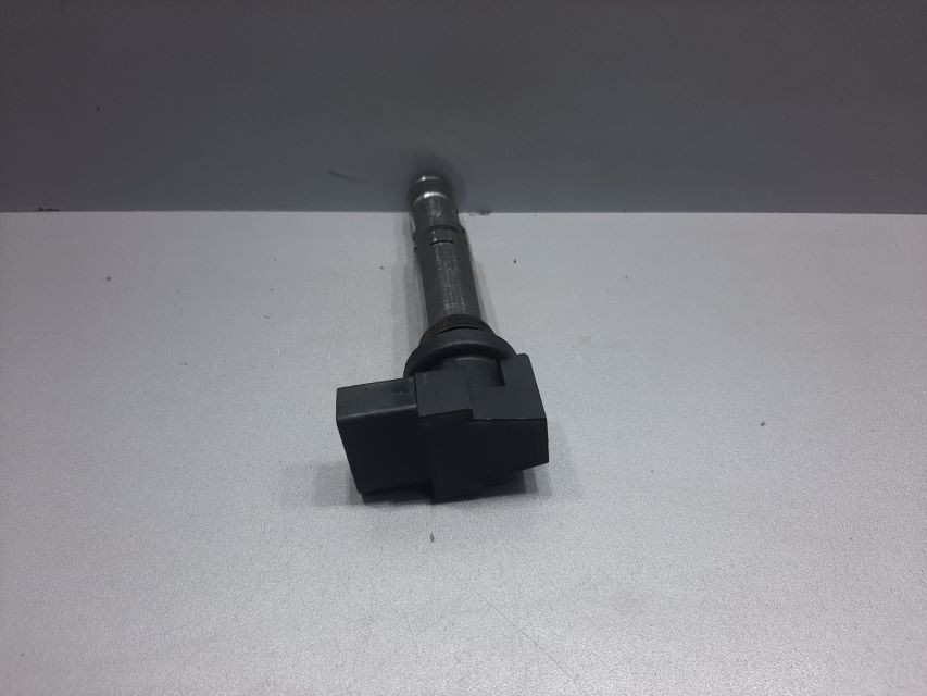 DIJELOVI BOMBINA VW PASSAT B7 > 10-14 036905715F