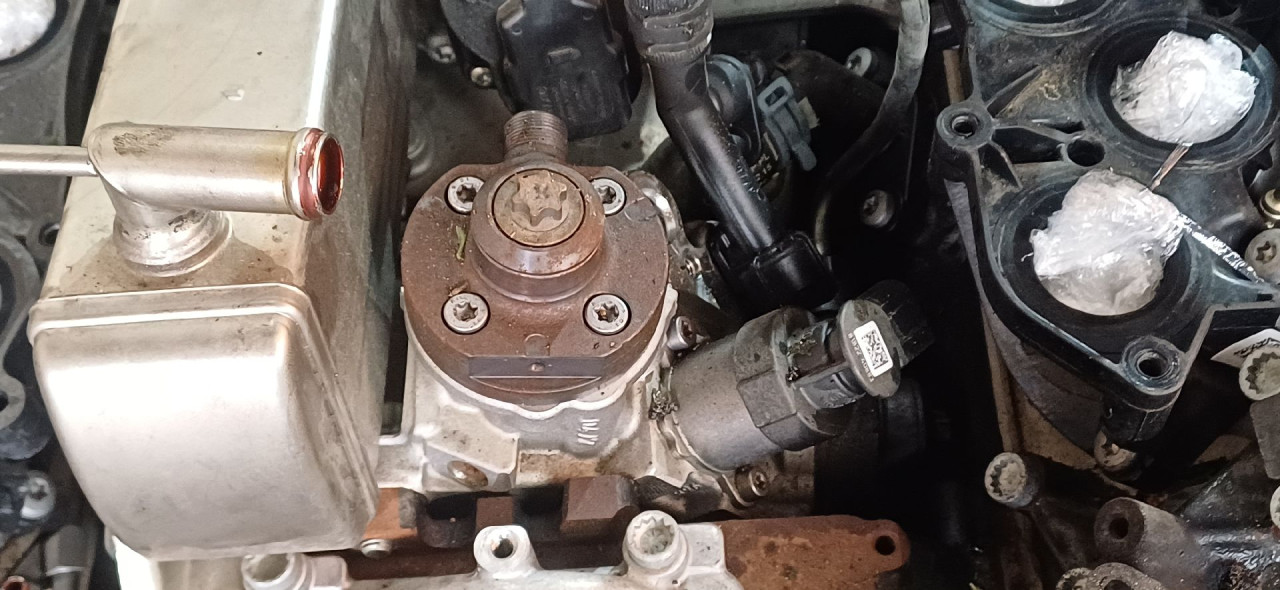 DIJELOVI PUMPA VISOKOG PRITISKA VW AMAROK > 16-18