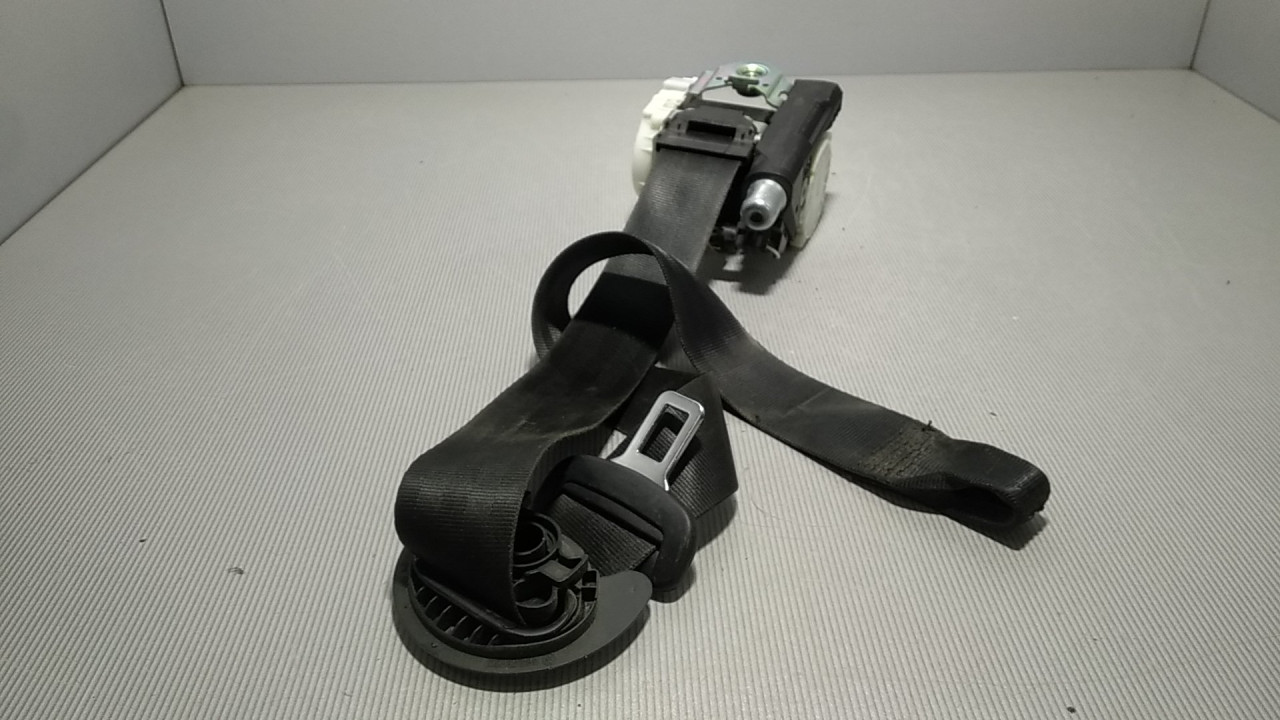 DIJELOVI POJAS VW POLO > 09-14 6R3857706