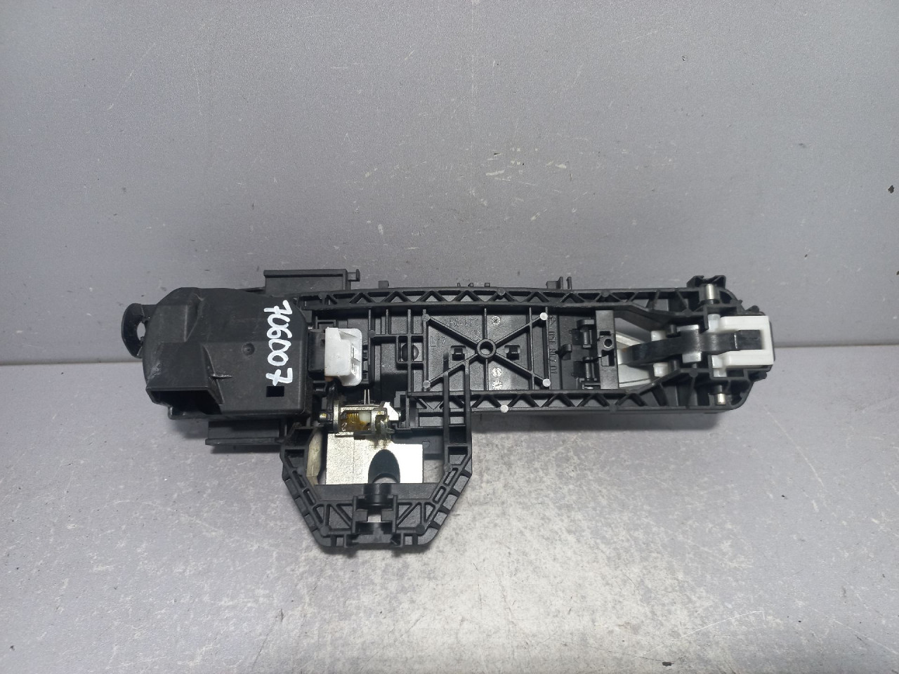 RUCKA VRATA MERCEDES B KLASA (W246) > 11-14 A2047601534