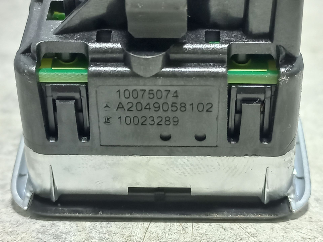 PREKIDACI PROZORA MERCEDES B KLASA (W246) > 11-14 A2049