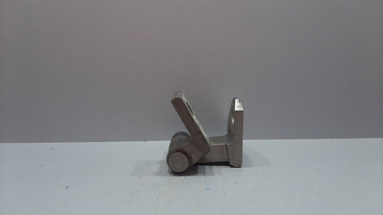 BAGLAMA BMW SERIJA 1 (E87/E81) > 04-07 A046574