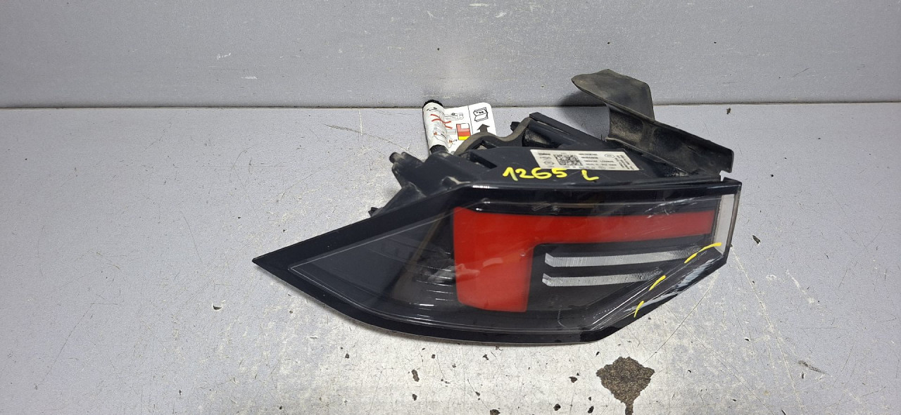 DIJELOVI STOP SVJETLO OPEL ASTRA L > 22 -  1.2 9857838780