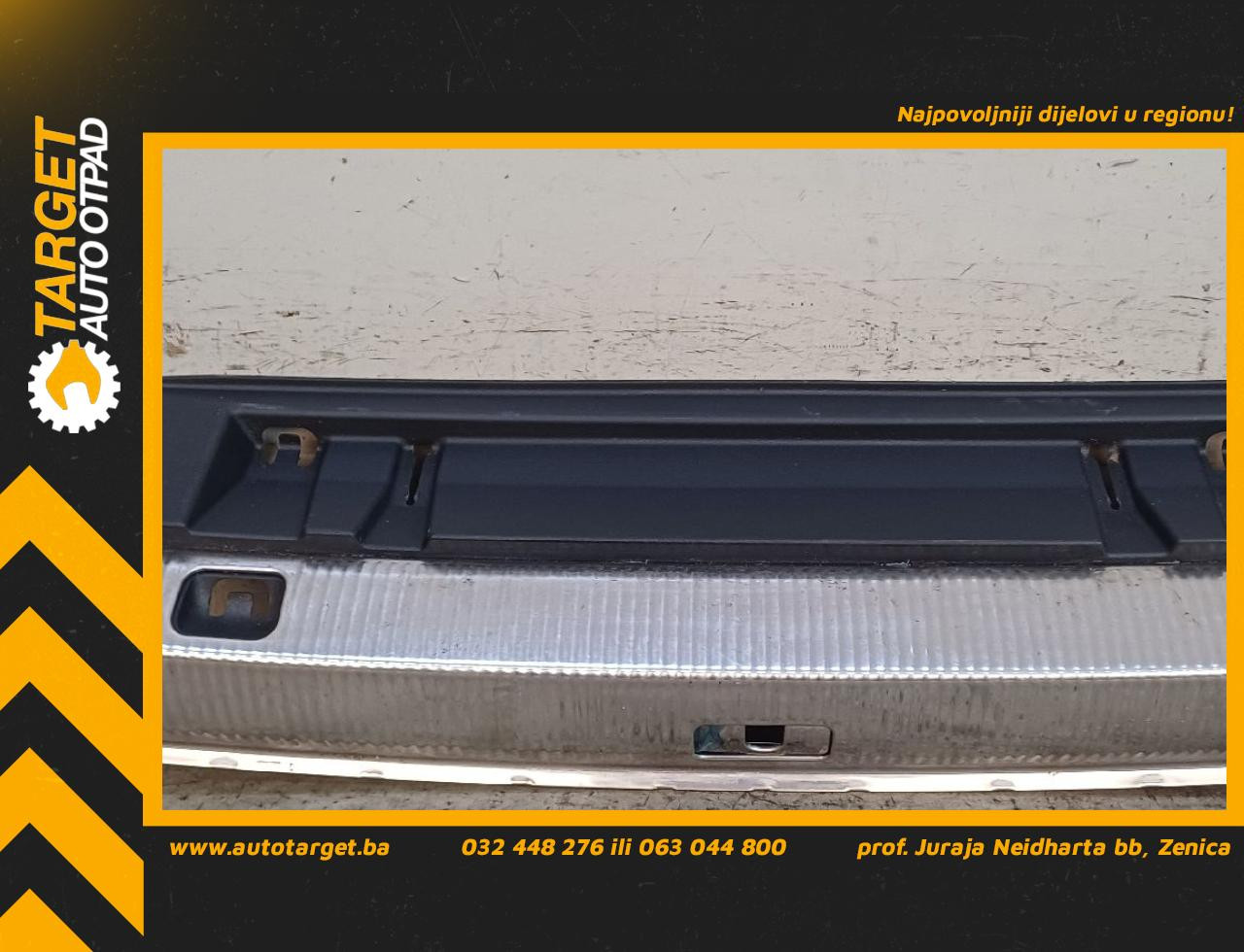 DIJELOVI PLASTIKA AUDI Q3 > 11-15 2.0