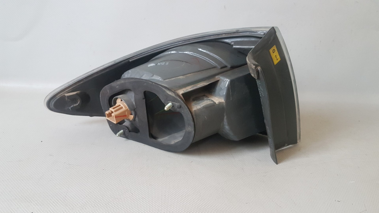 STOP SVJETLO MAZDA 6 > 02-05 MZ049016 22061974