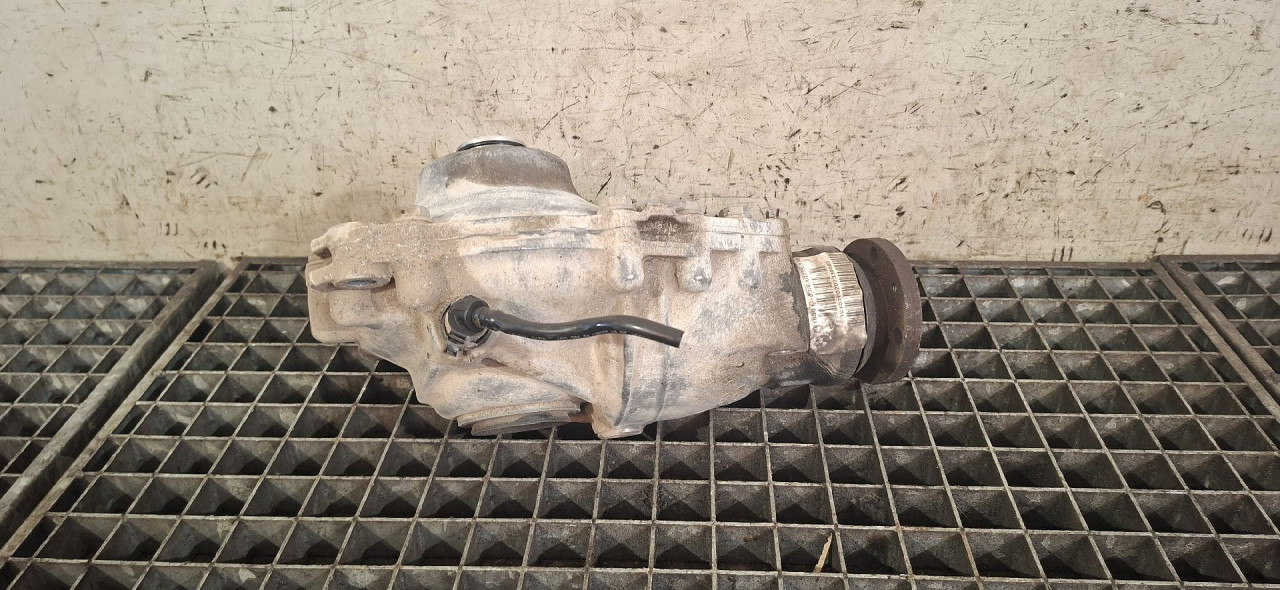 DIJELOVI DIFERENCIJAL BMW X3 (F25) > 14-17 8618381