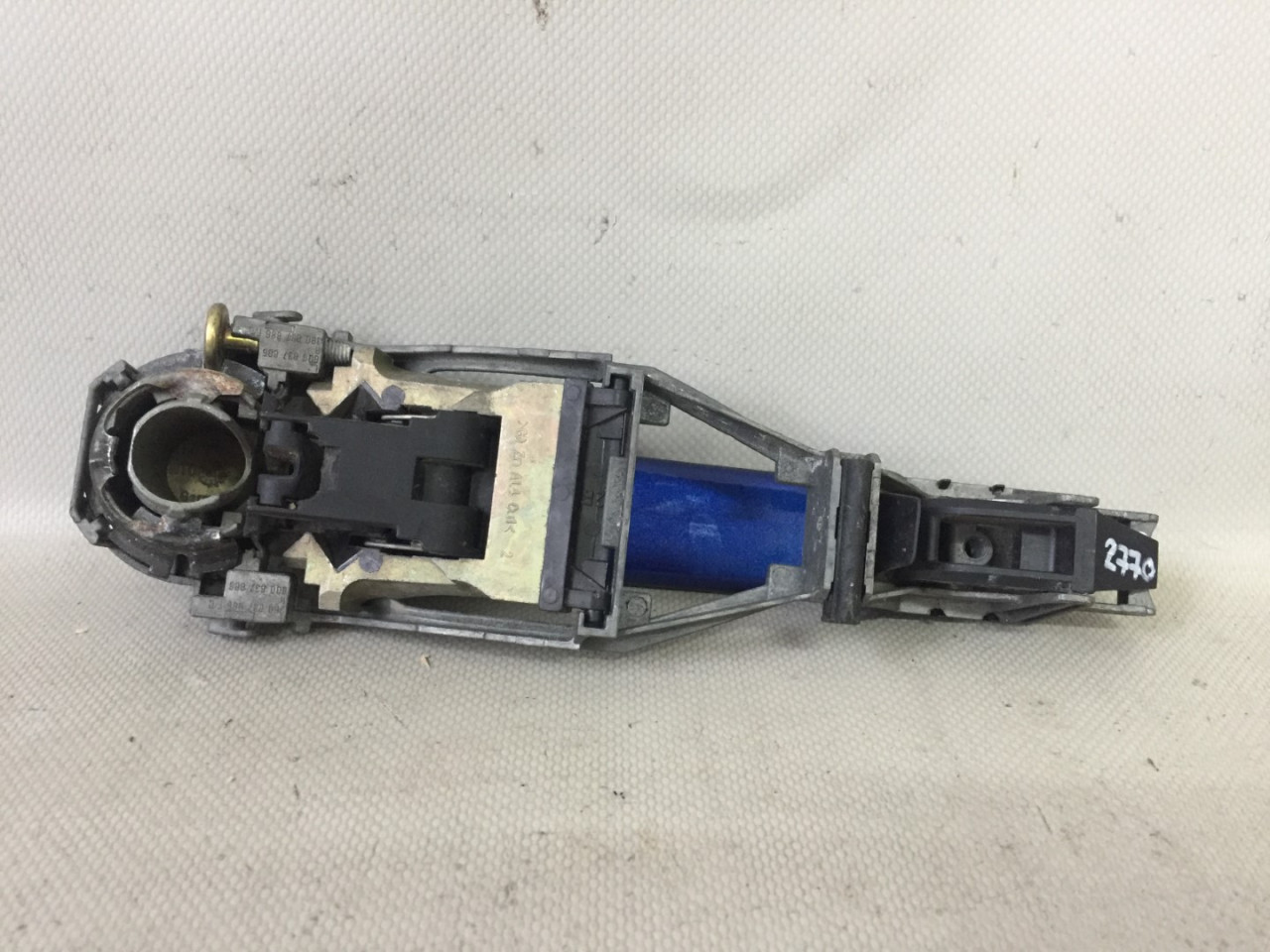 RUCKA VRATA VW PASSAT B5 > 00-05 3B0837885