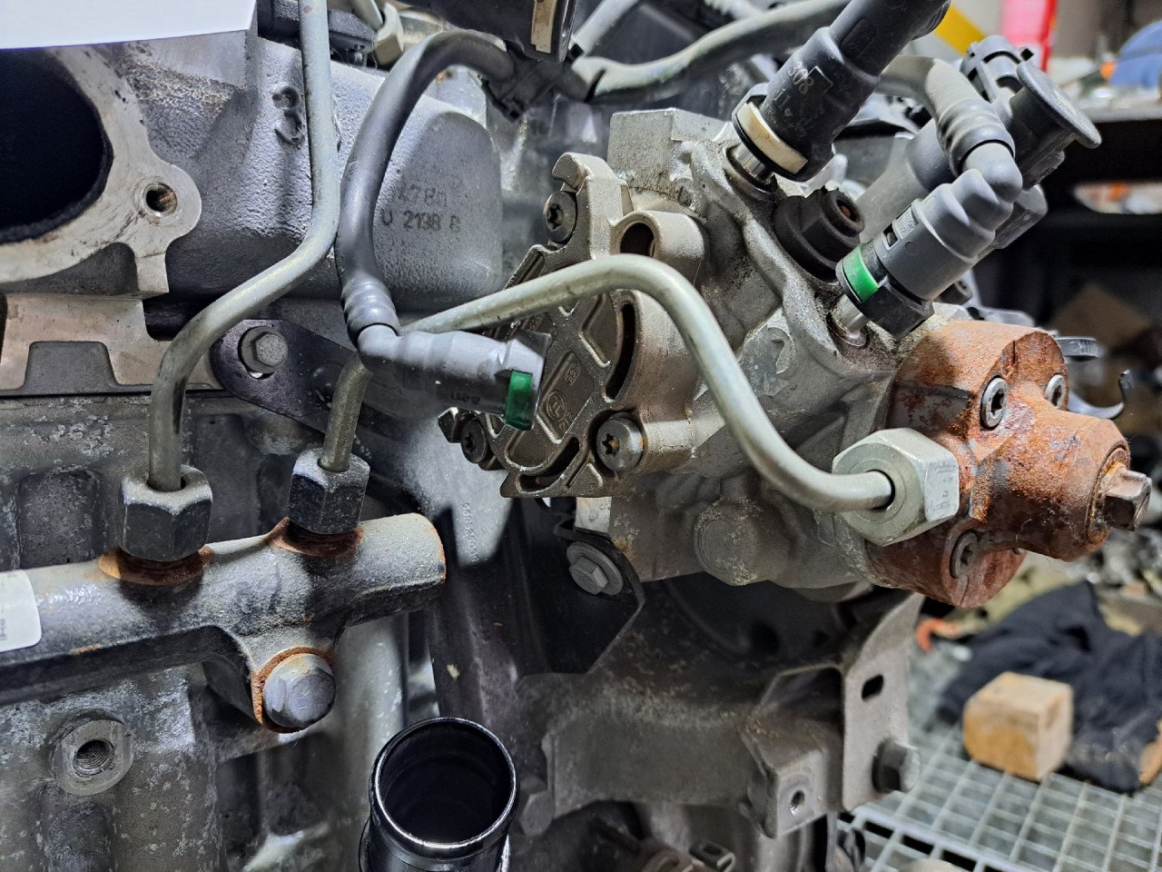 PUMPA VISOKOG PRITISKA PEUGEOT PARTNER > 03-08 04450105