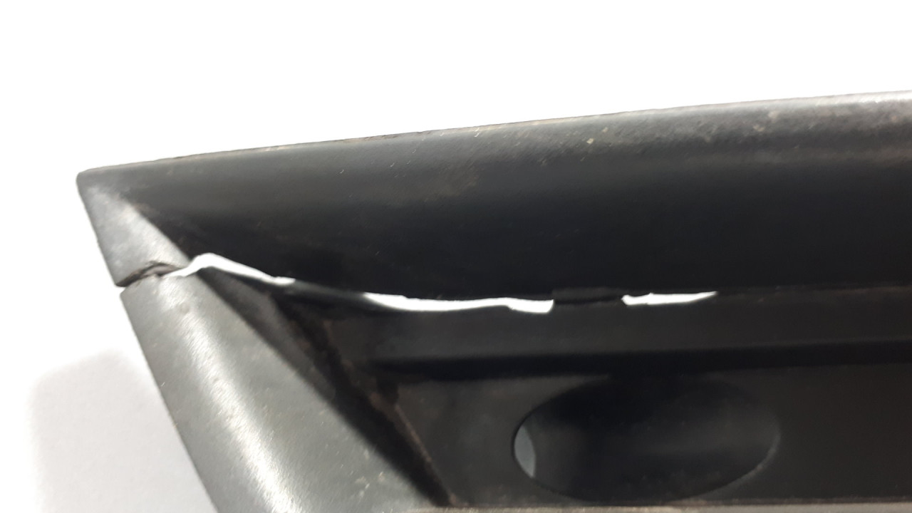PLASTIKA BRANIKA VW PASSAT B6 > 05-10 3C0853666