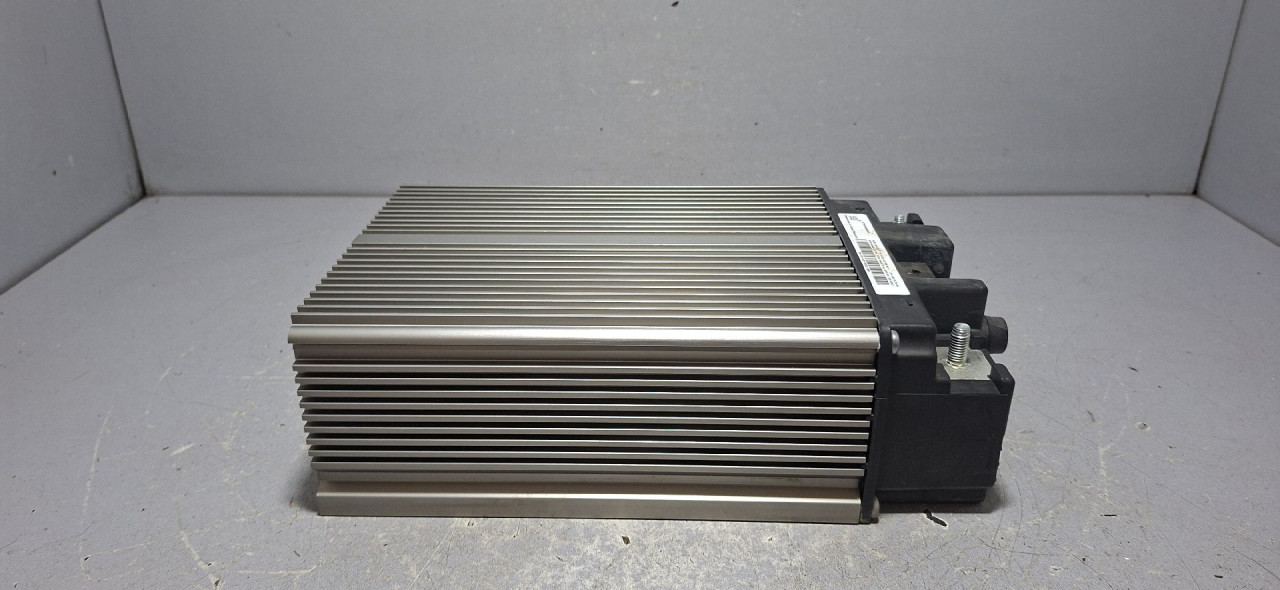 BATERIJA LAND ROVER DEFENDER (L663) > 19- L8B210C784BB