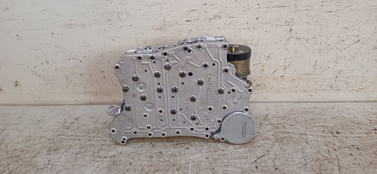 MEHATRONIKA VW PASSAT B8 > 14-19 0DD325066C 0DD325473B