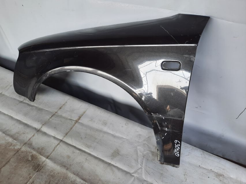 DIJELOVI BLATOBRAN AUDI A4 (B7) > 04-07 8E0821105F