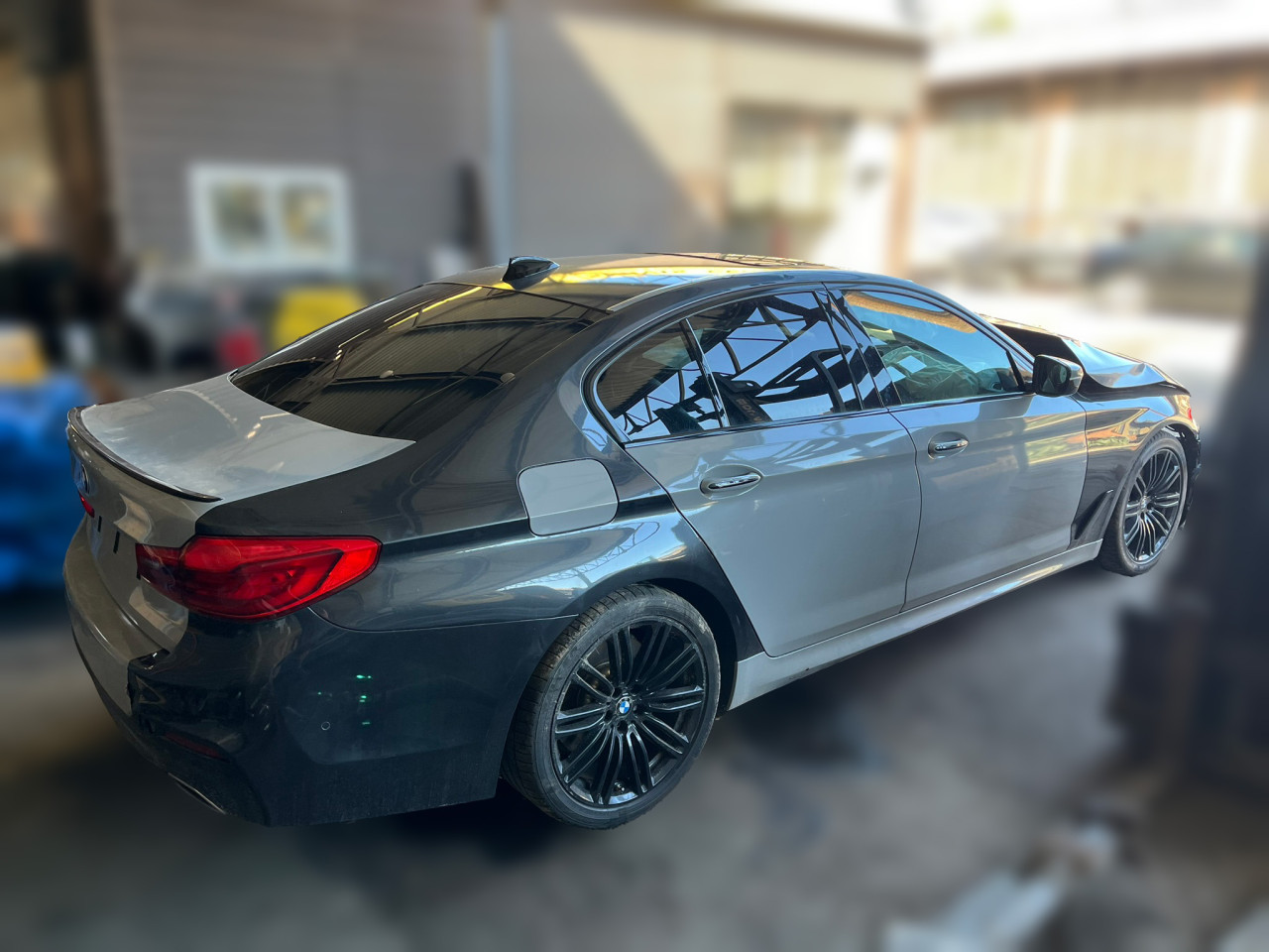 BMW SERIJA 5(G30/31) 3.0 4x4 2017 MJENJAC MOTOR B57D30A DIJELOVI