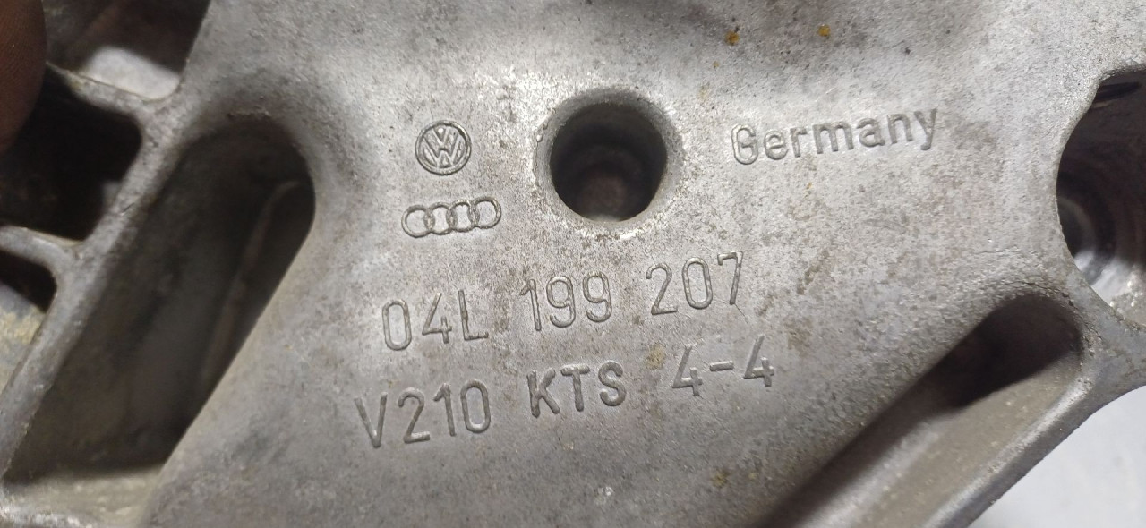NOSAC MOTORA VW PASSAT B8 > 14-19 04L199207
